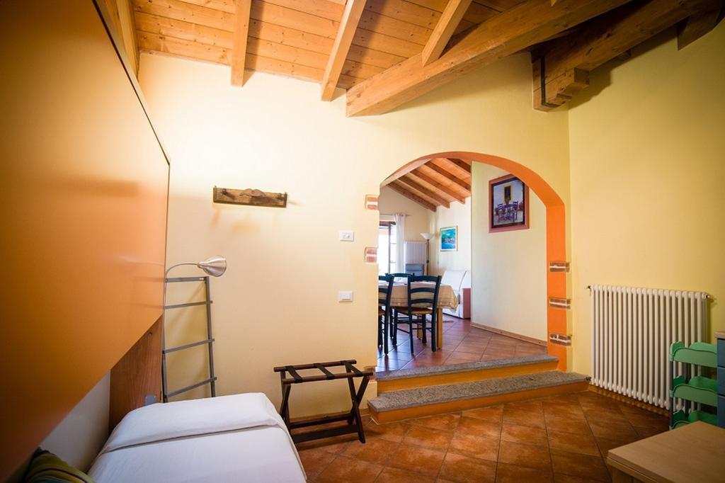 Residenza Erbaluna Оджеббіо Номер фото